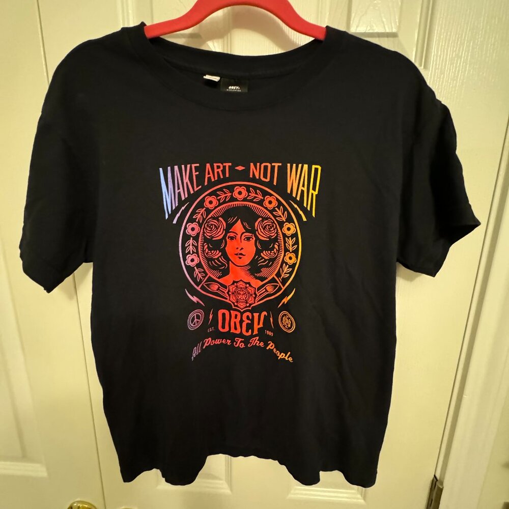 Black Obey Medium Tshirt